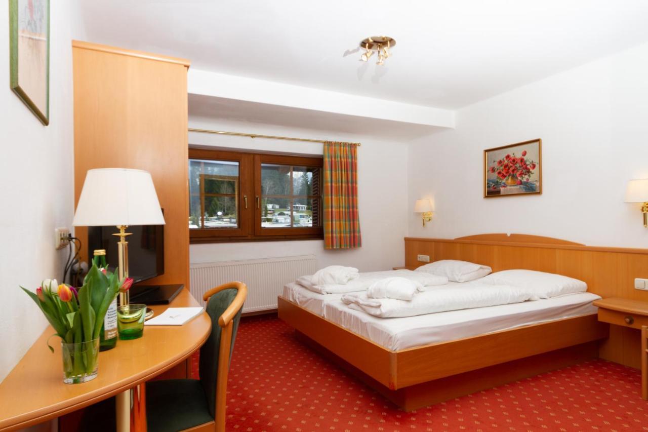 Bruggerhof - Camping, Restaurant, Hotel Kitzbuhel Bagian luar foto