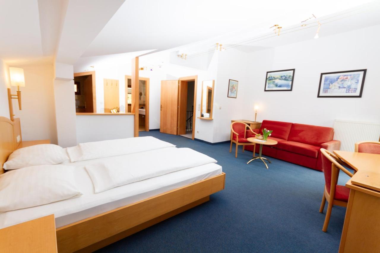Bruggerhof - Camping, Restaurant, Hotel Kitzbuhel Bagian luar foto