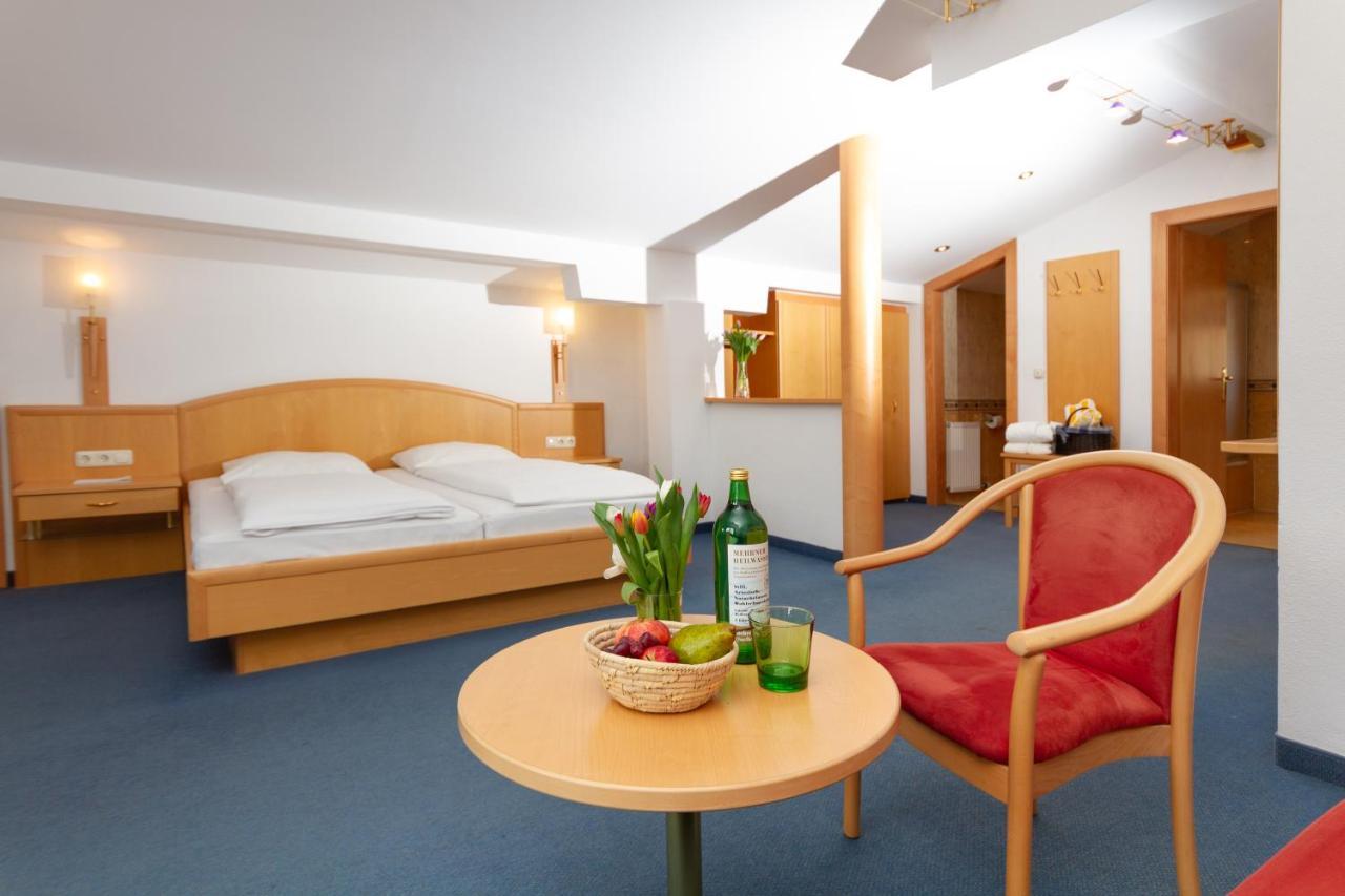 Bruggerhof - Camping, Restaurant, Hotel Kitzbuhel Bagian luar foto